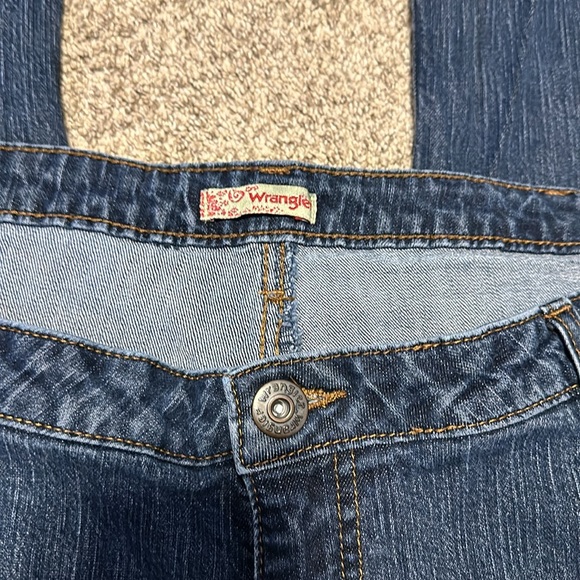 Women’s Wrangler Jeans Size 24W - Picture 3 of 6